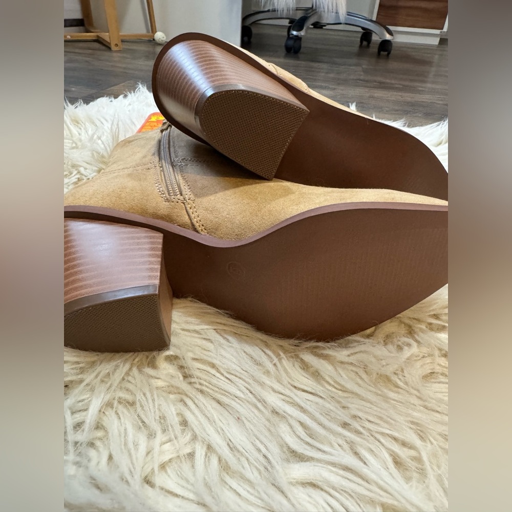 Booties - Picture 7 of 7